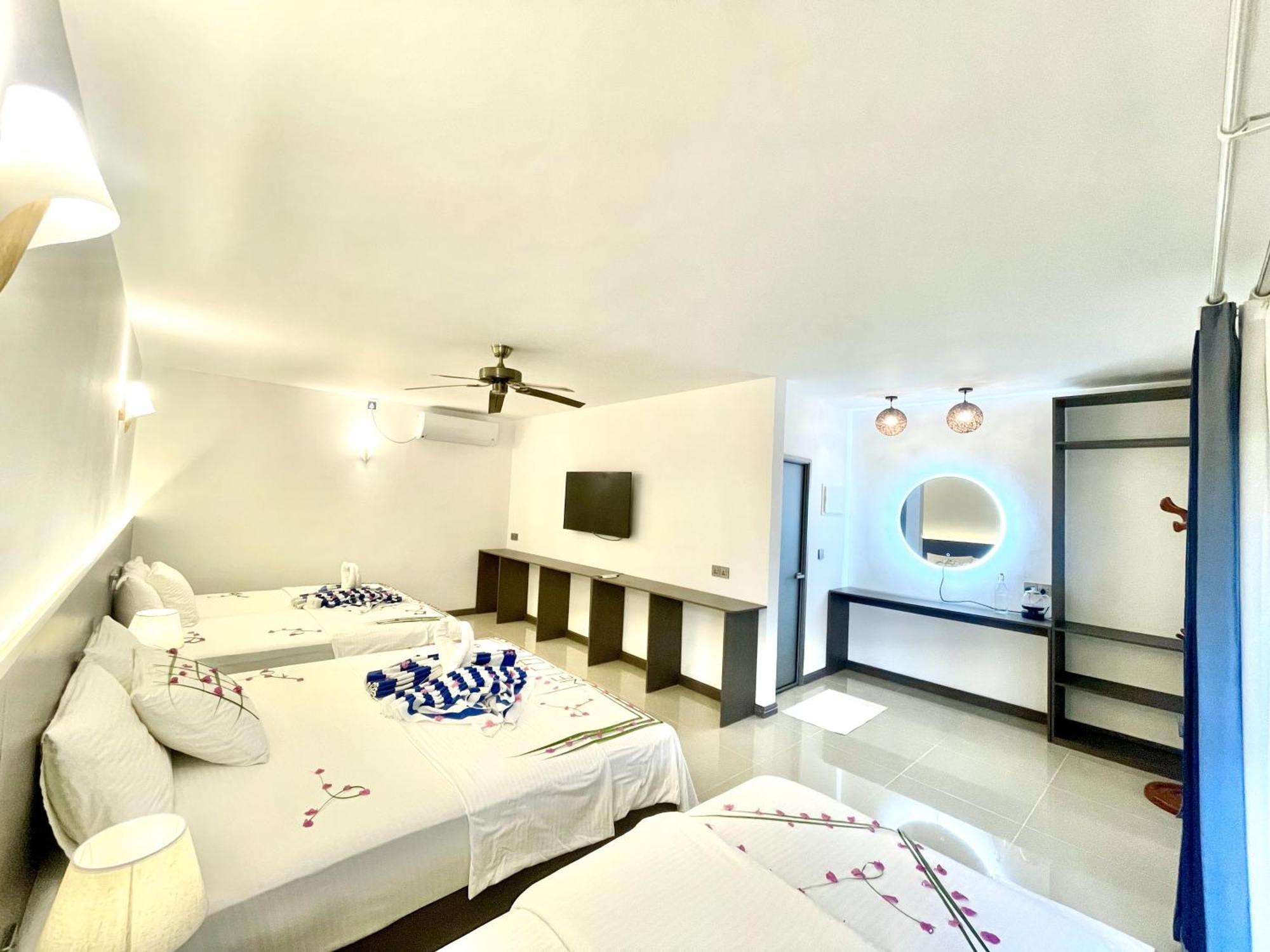 La Palma Suites Ukulhas Island Exterior photo