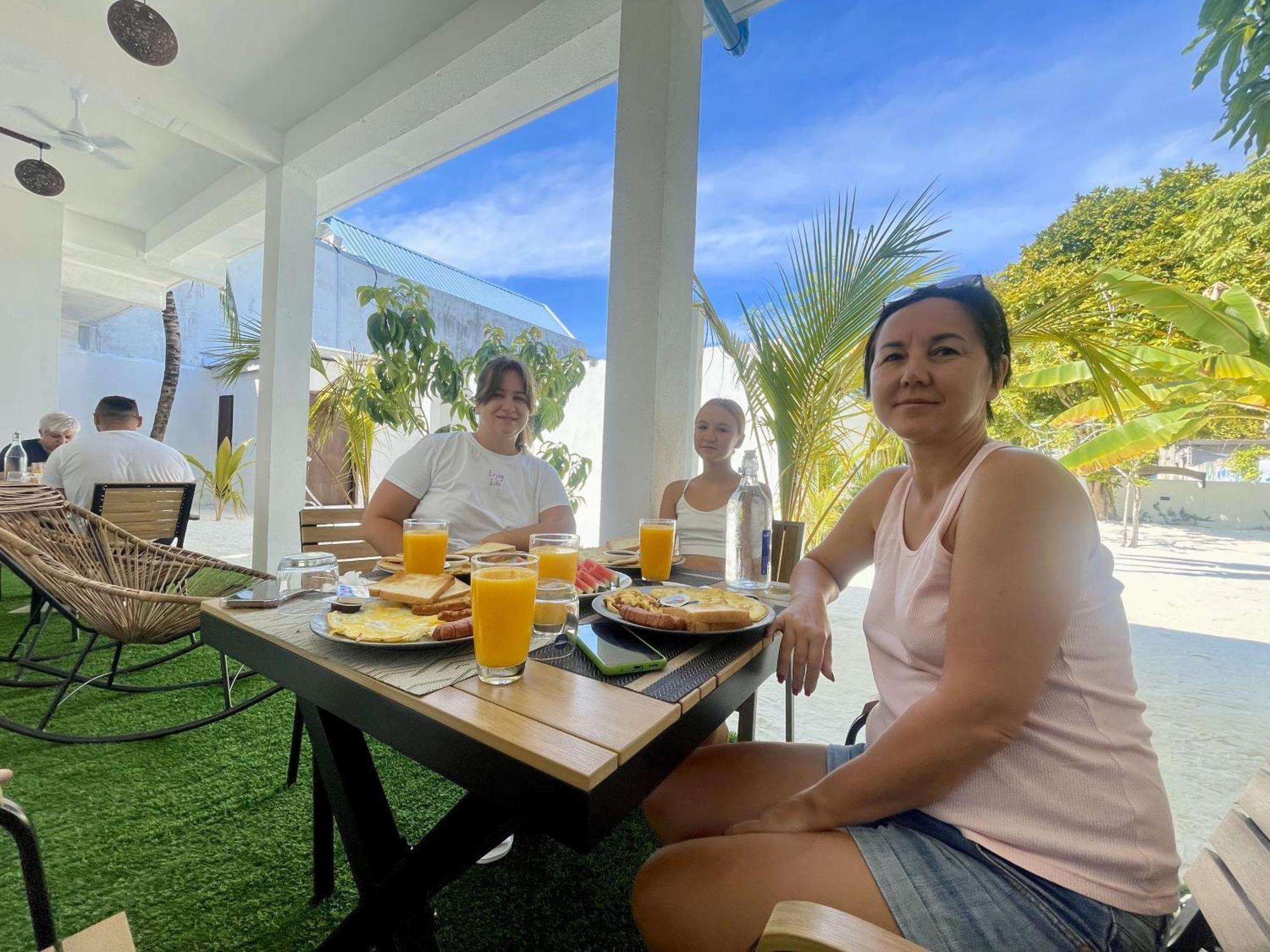 La Palma Suites Ukulhas Island Exterior photo